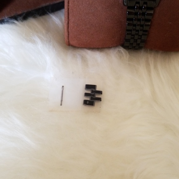 Michael Kor's watch - Picture 3 of 6